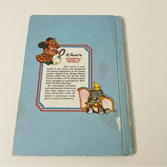 Vintage Disneys Goofy Minds the House Book - Picture 7 of 13